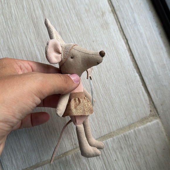 Maileg Brown Mouse Fairy Toy - Picture 3 of 6